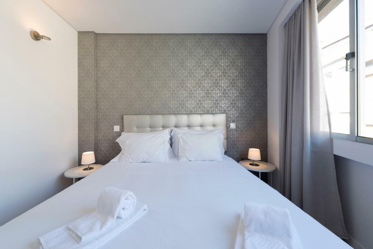 Lovelystay - Modern Flat In Alegria ポルト エクステリア 写真
