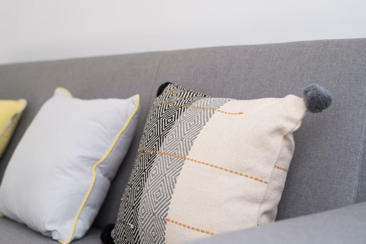 Lovelystay - Modern Flat In Alegria ポルト エクステリア 写真