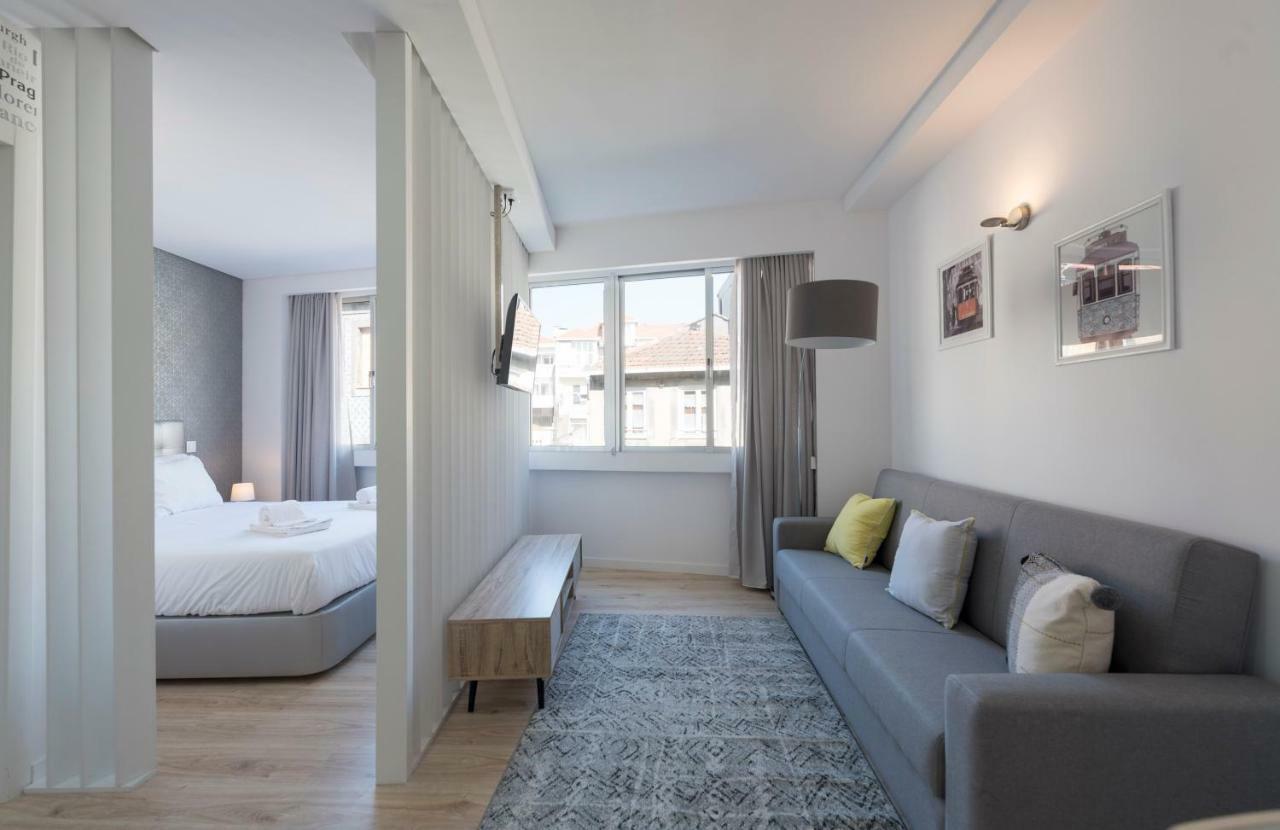 Lovelystay - Modern Flat In Alegria ポルト エクステリア 写真