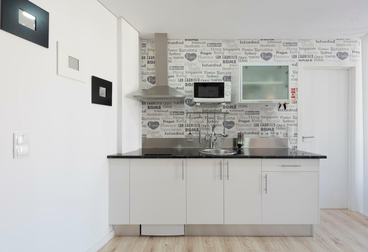 Lovelystay - Modern Flat In Alegria ポルト エクステリア 写真