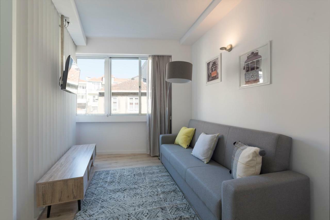 Lovelystay - Modern Flat In Alegria ポルト エクステリア 写真
