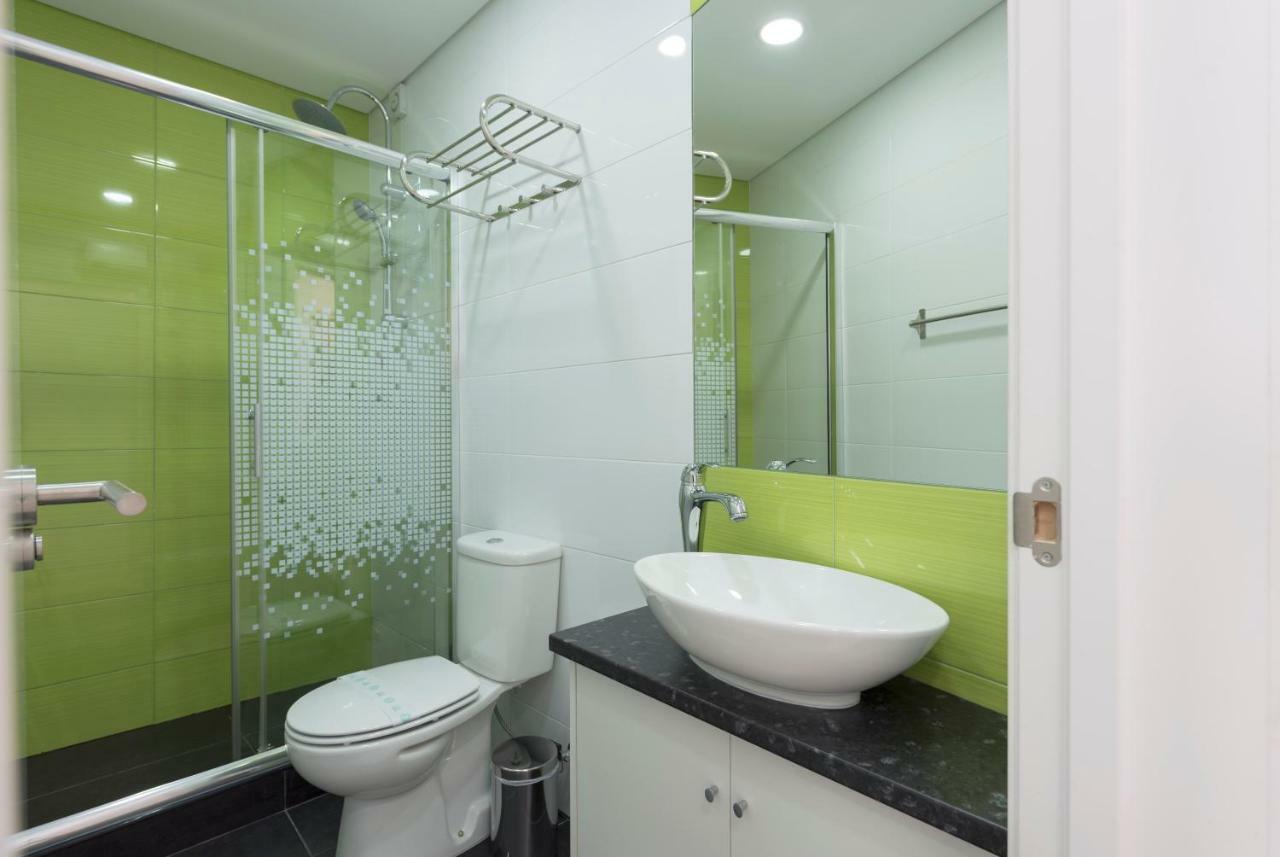 Lovelystay - Modern Flat In Alegria ポルト エクステリア 写真