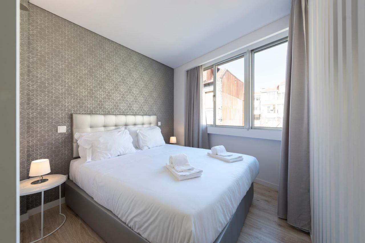 Lovelystay - Modern Flat In Alegria ポルト エクステリア 写真